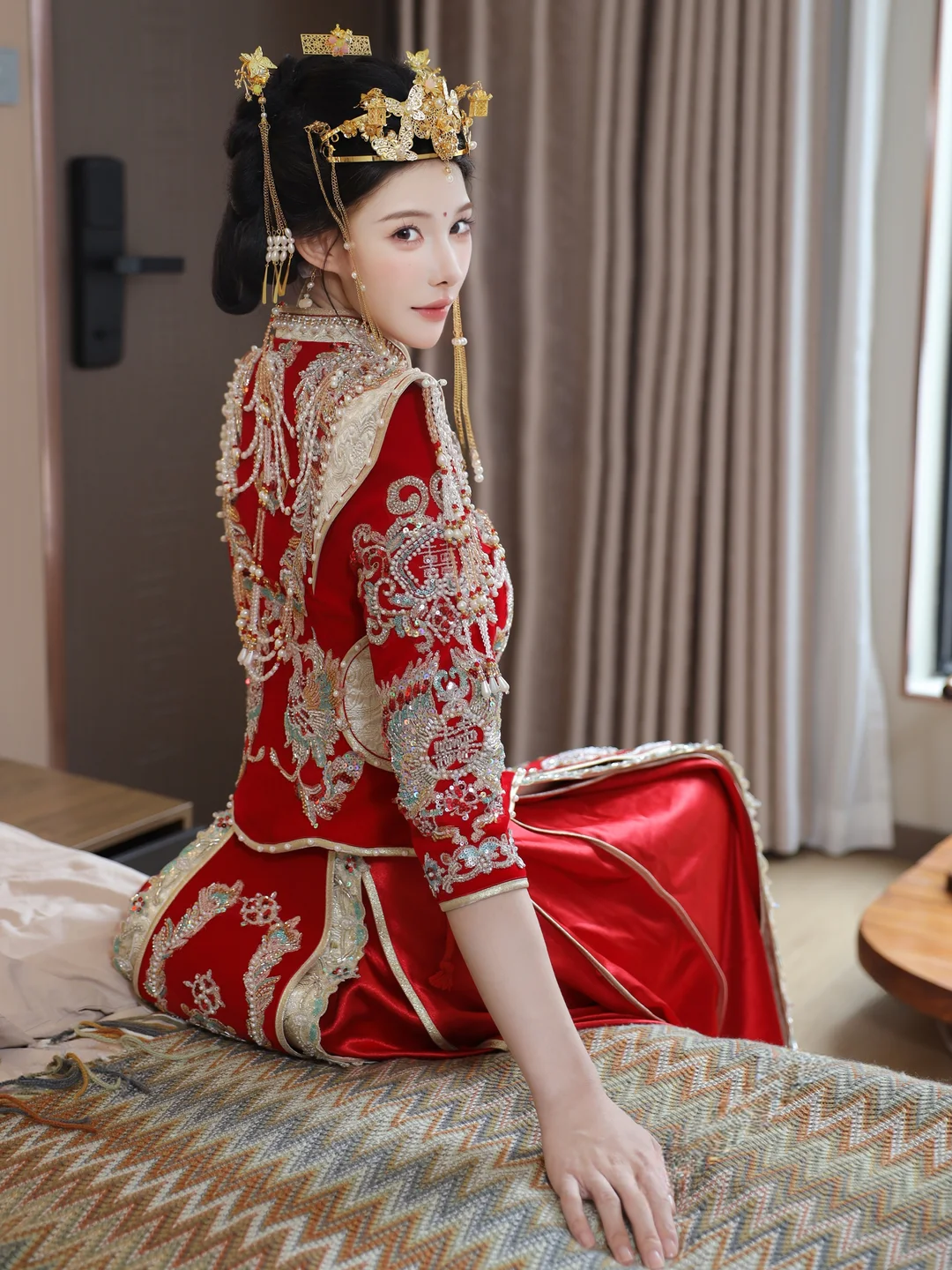 梨霜儿 - No.004 新娘红装 [113P-2.3GB] tg@simisebaisi 【丝足阁】014.webp